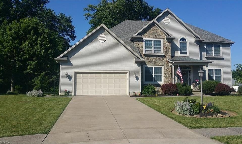 1st image of 525 Seaton Ct