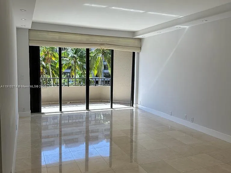 251 Crandon Blvd #430 — Photo 1