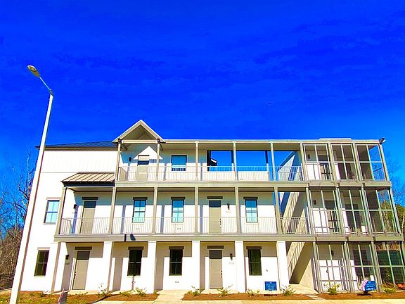 4th image of 6102 Fairmont Way