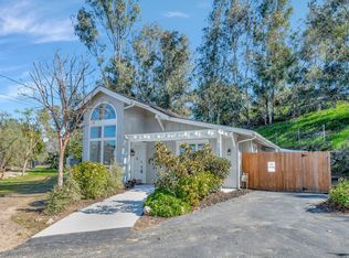 1512 S Stage Coach Ln, Fallbrook, CA 92028