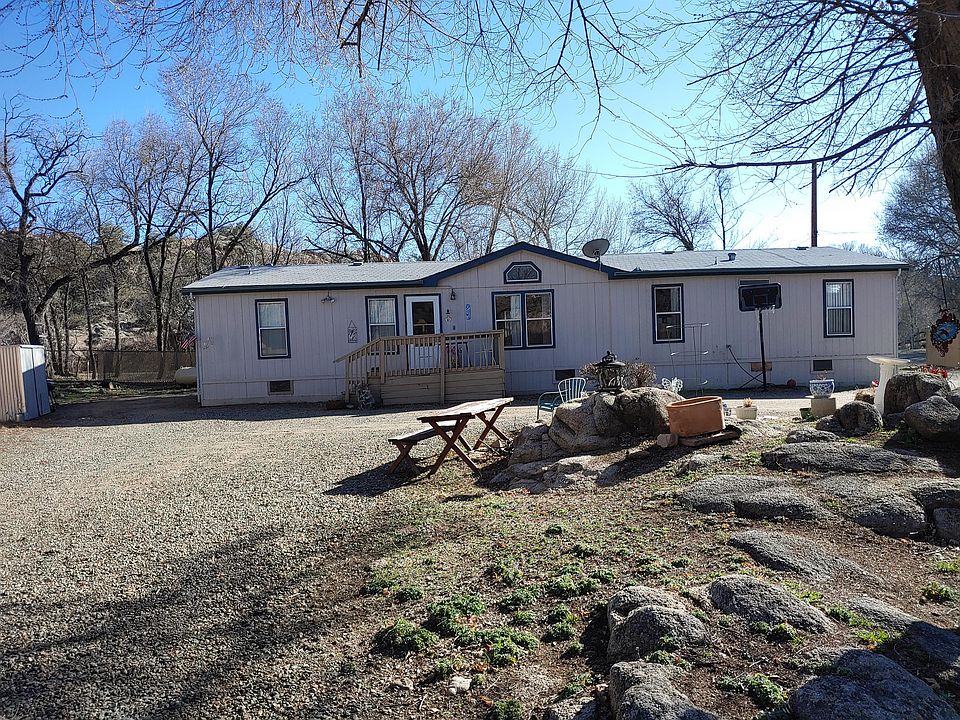 2nd image of 2815 E Granite Gardens Dr