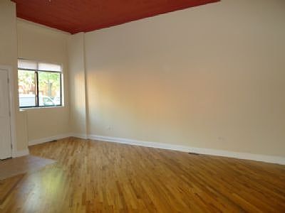 1st image of 1448 N Leavitt St APT 1R