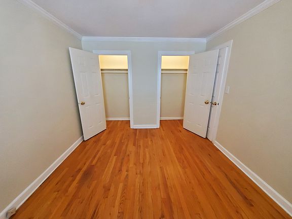 5th image of 2954 W Arthur Ave #1E