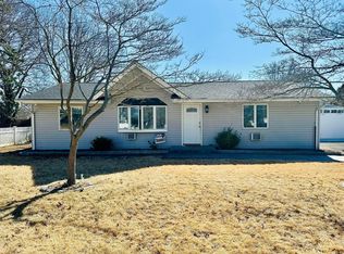 44 Morris Ave, Patchogue, NY 11772