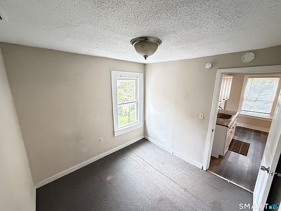 4th image of 49 Springdale Ave Floor 2