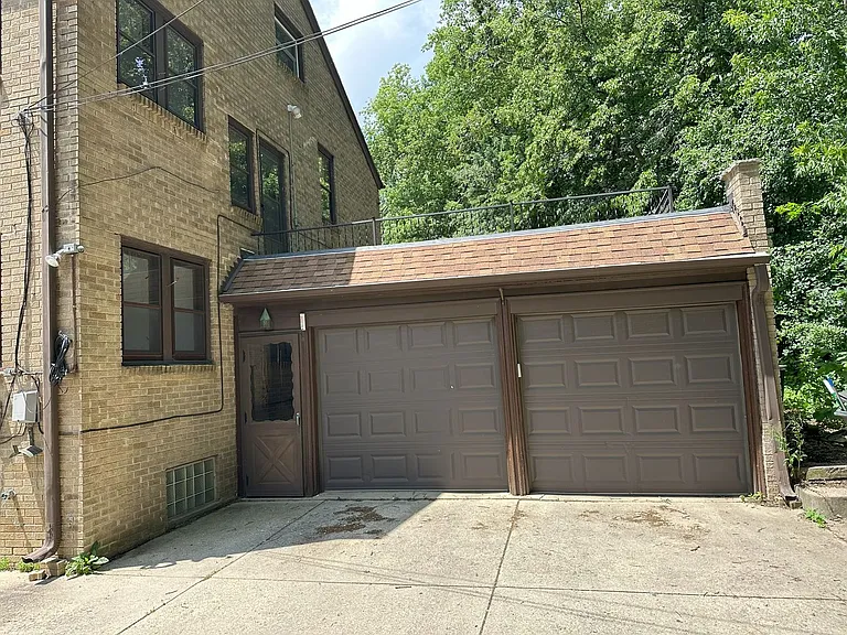 1328-1330 Martha Washington Dr — Photo 23