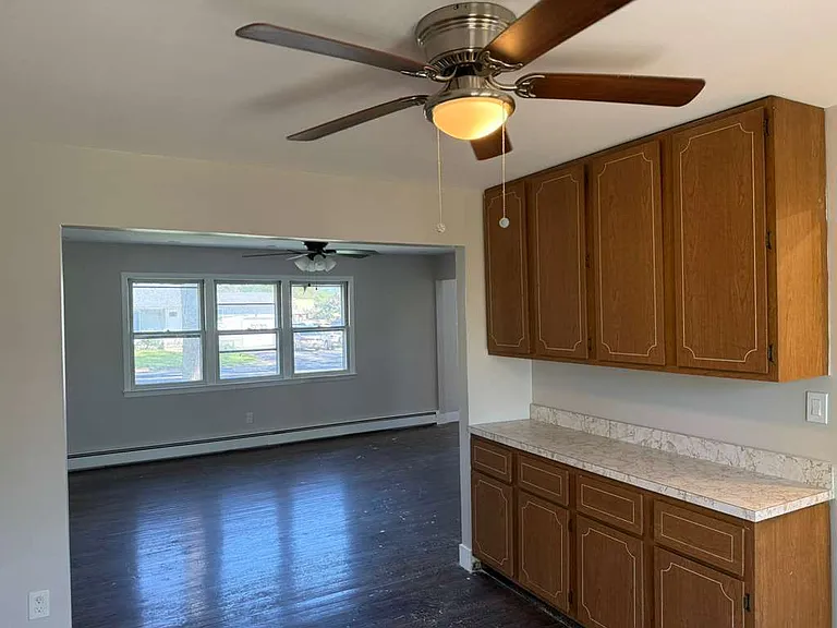 190 Cedar Grove Rd — Photo 5