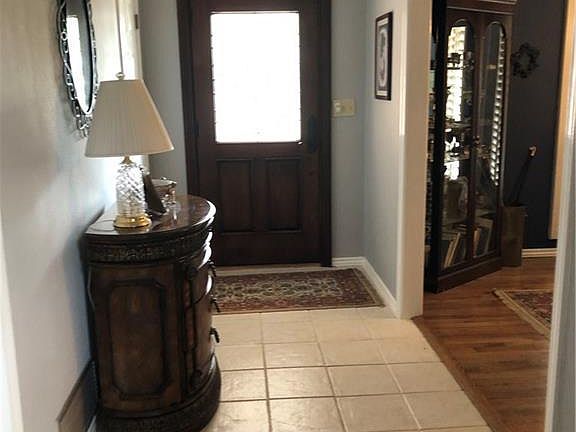 4th image of 6413 Los Robles Dr
