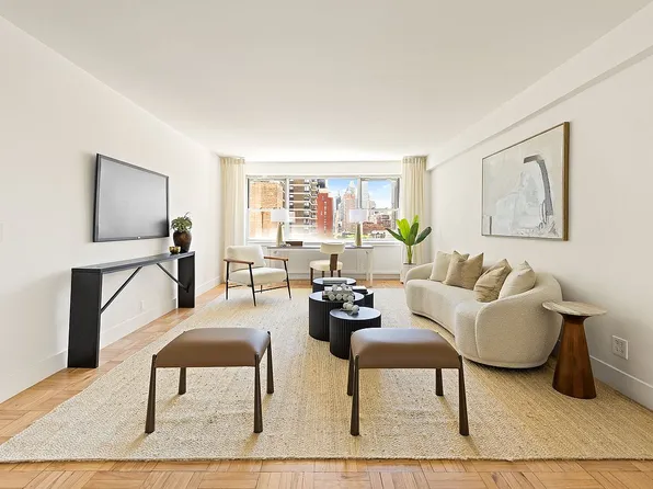 35 Sutton Pl APT 14D, New York, NY 10022