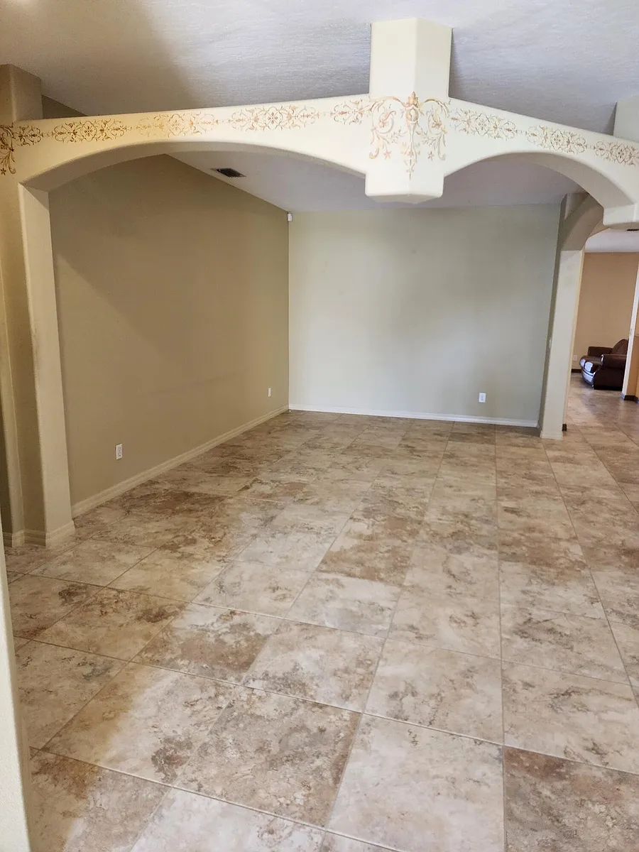 Building Photo - 3941 Orchard Dr