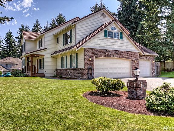 4th image of 8704 168th Street Ct E