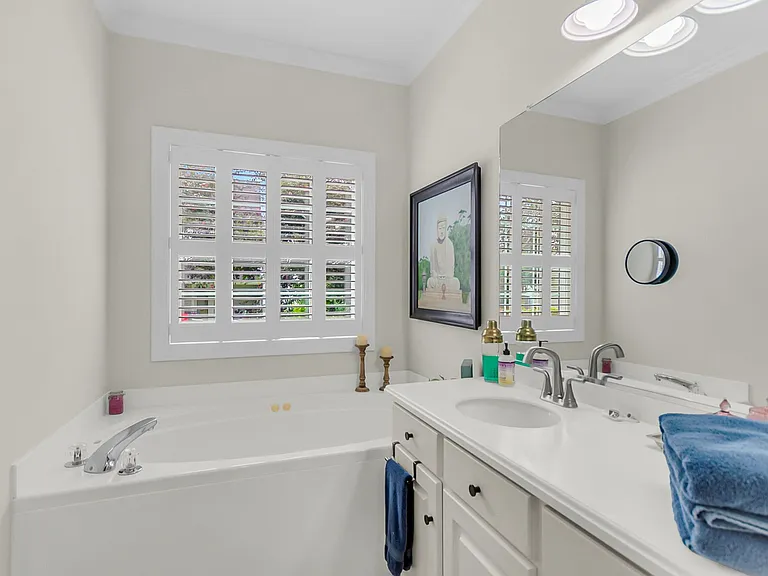 5049 Spaniel Dr — Photo 39