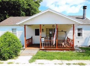 111 E 4th St, Tilton, IL 61833