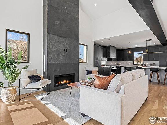 3rd image of 405 W William St