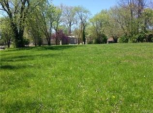 904 Vest Ave, Valley Park, MO