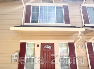 2935 Willowbrook Dr #B, Merced, CA 95348