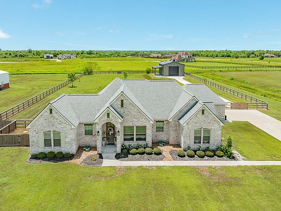 2nd image of 32819 Amberjack Dr