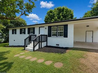 7362 Lansdowne Pl, Thomasville, NC 27360