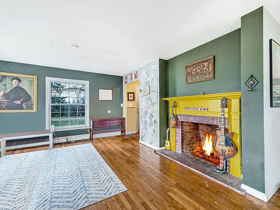 1st image of 99 Evergreen Avenue