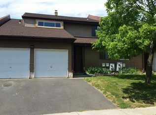 19 Bellaire Dr, Langhorne, PA 19047