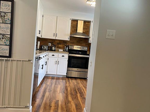 5th image of 122 Beech Run Dr