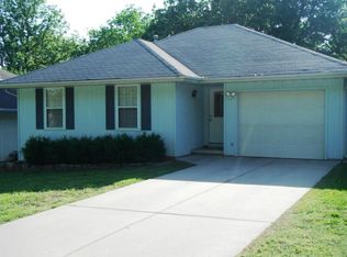1343 N Clifton Ave, Springfield, MO 65802