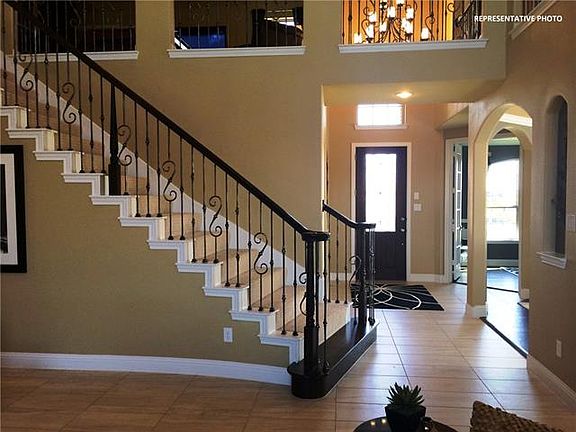 3rd image of 9765 Baltic Ln