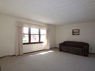 5th image of 2035 7th Ave NE