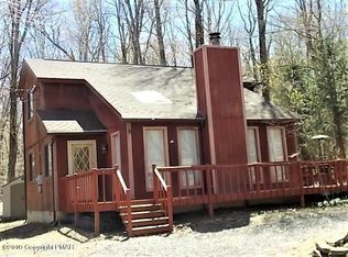 1395 Lake Ln, Pocono Lake, PA 18347