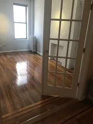 Rented by MQ Realty LLC | media 6