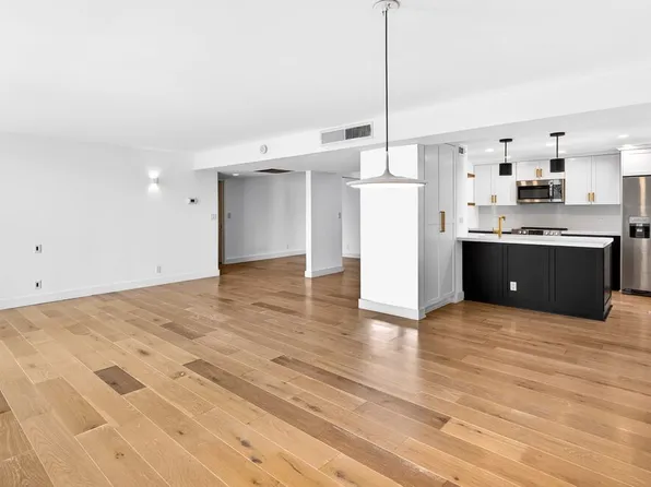 10535 Wilshire Blvd APT 411, Los Angeles, CA 90024