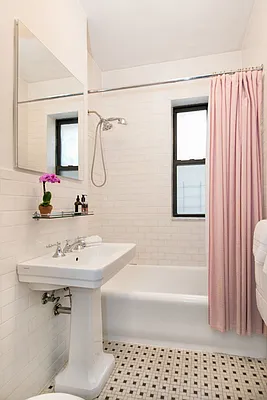 Sold by Kleier Residential | media 13