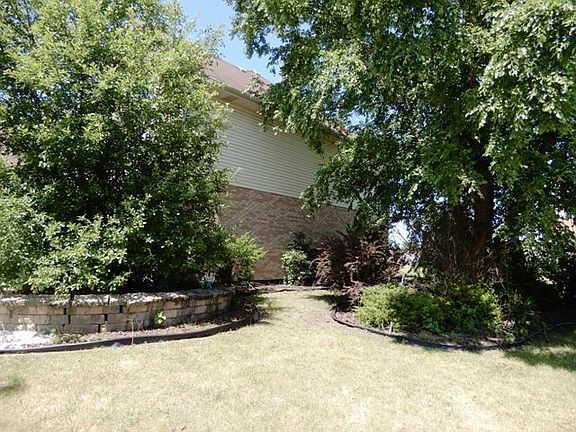 2nd image of 2046 Tyler Dr