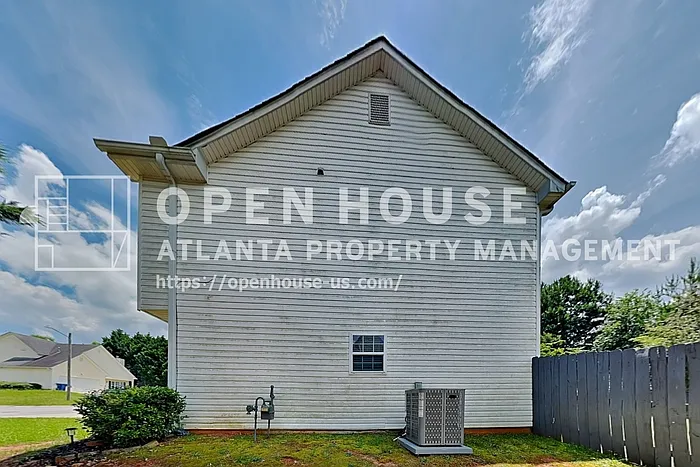 101 Saint Ann Cir — Photo 17