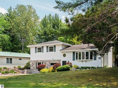 10239 Grand Kal Rd SW, Fife Lake, MI, 49633