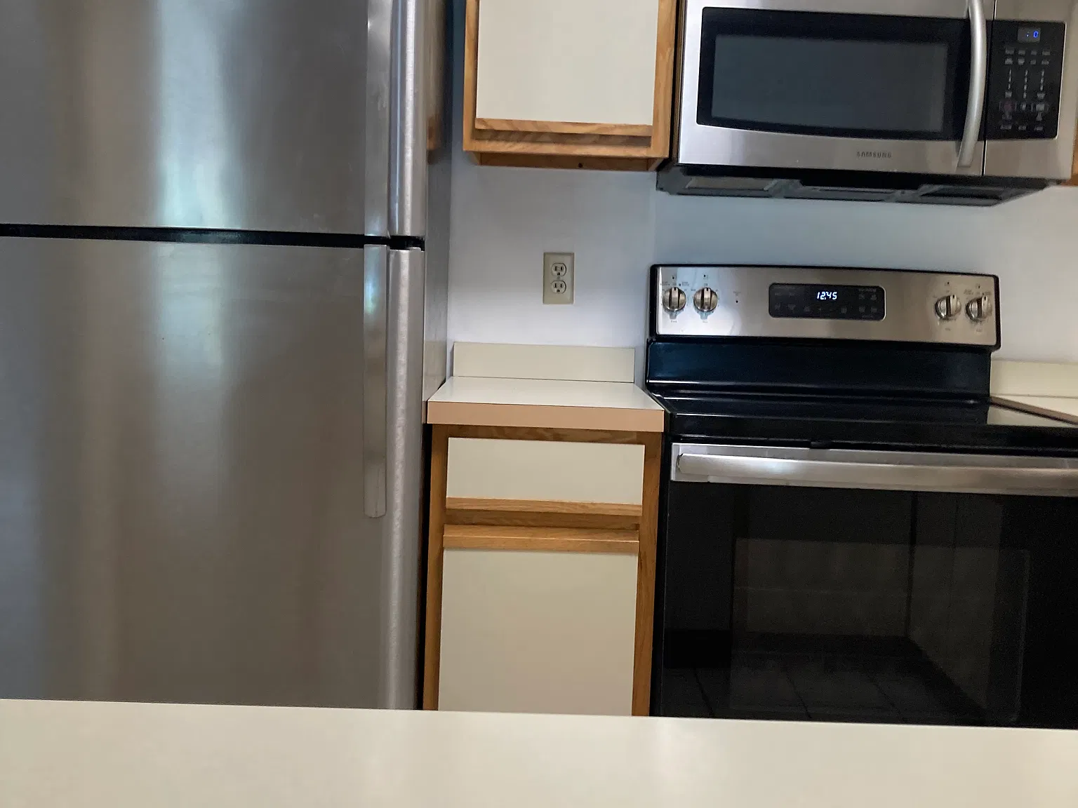 2 bed, 1200 sqft, $1,750 — Photo 2