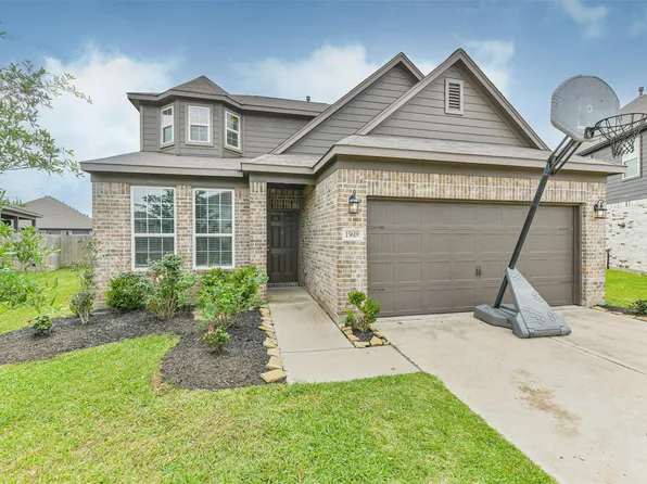 15619 Eastern Hemlock Ln, Cypress, TX 77429