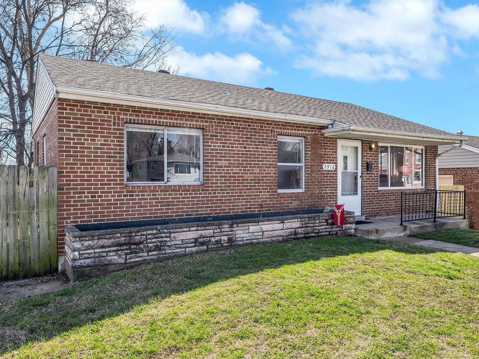 3 bed, 1812 sqft, $2,600 — Photo 3