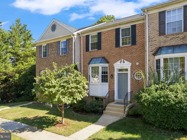 9659 Franklin Woods Pl, Lorton, VA 22079