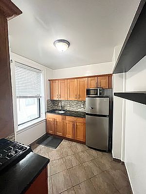 2nd image of 3544 34th St APT 1C