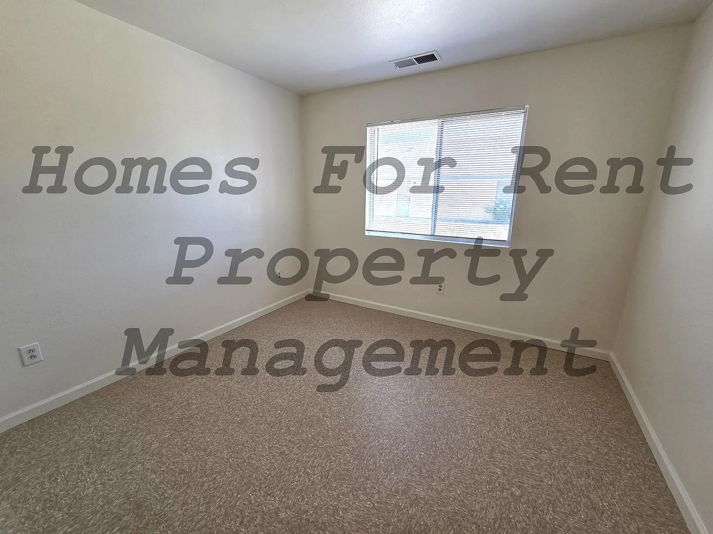 1719 W. Putnam Ave — Photo 4