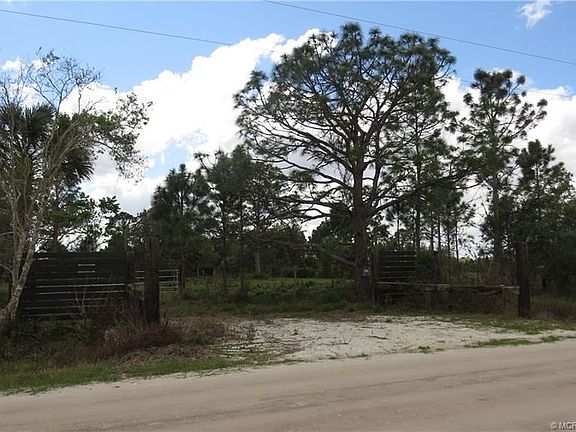 2nd image of 16272 NW 296th St