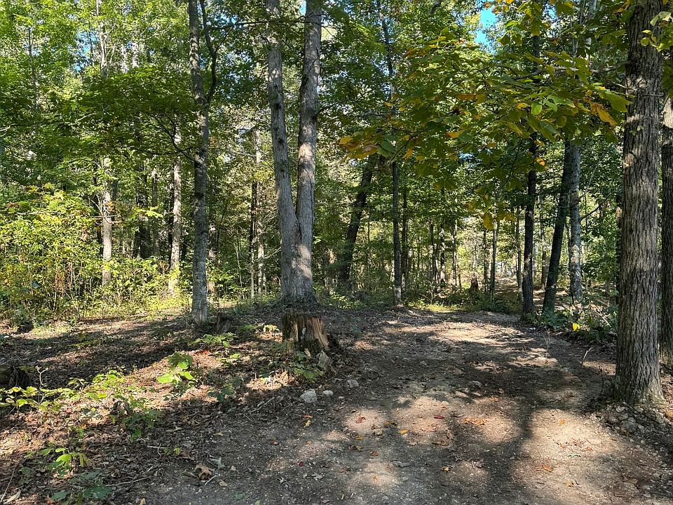 2nd image of 641 Indian Ridge Rd