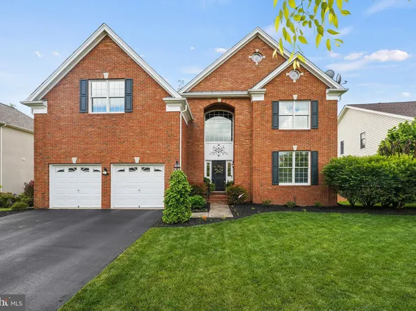 5921 Interlachen Ct, Haymarket, VA 20169