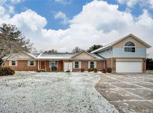 5910 Allen Park Dr, Tipp City, OH 45371