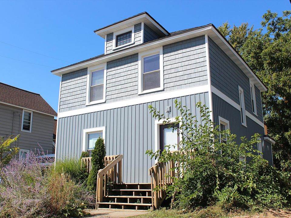 1st image of 353 Atlas Ave SE #1