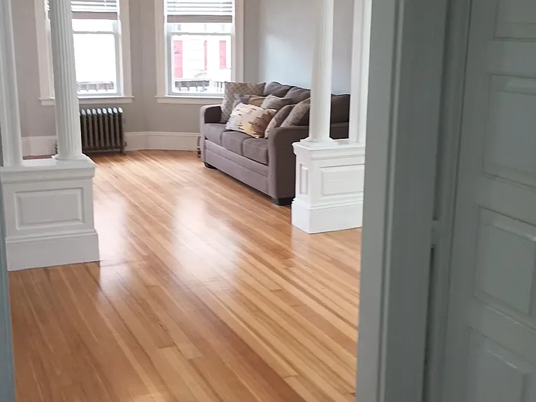 19 Leavitt St #1 — Photo 2