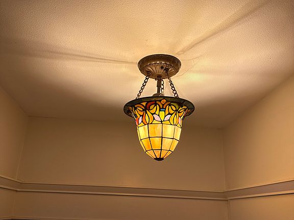 5th image of 1259 N Prairie St APT 2