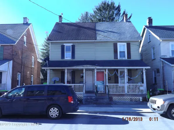 125-127 N 1st St, Stroudsburg, PA 18360