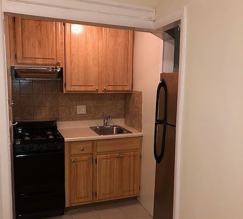 830 3A kitchen